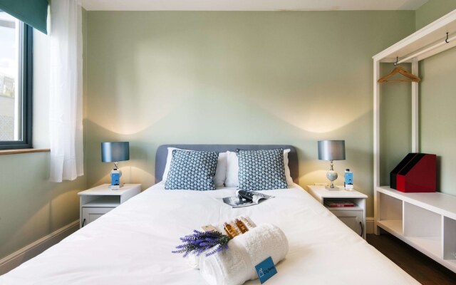 The Spacious Fulham Apartment - FOI