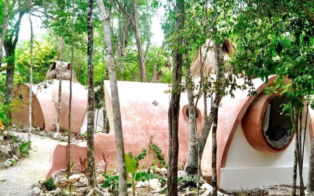 Room-unique Jungle Dome Kaa