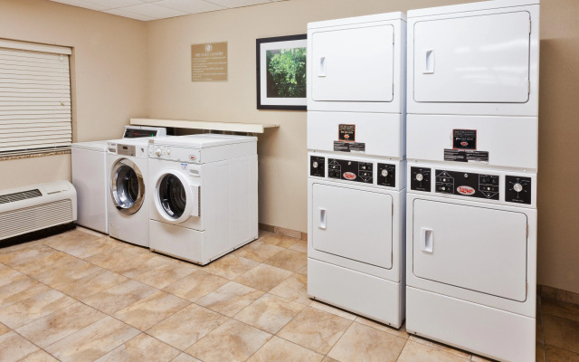 Candlewood Suites Montgomery- North by IHG