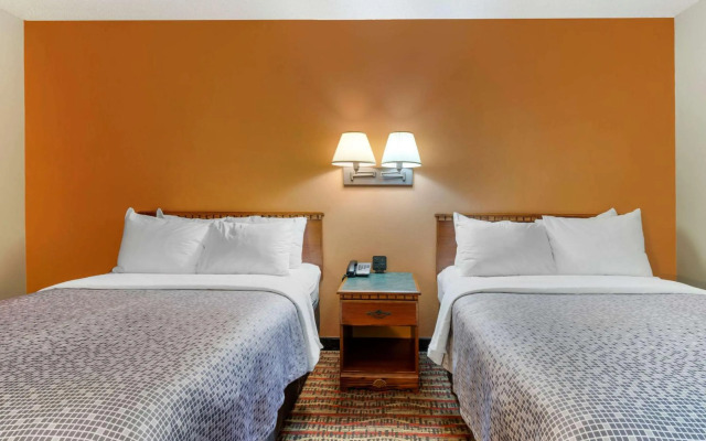 Econo Lodge Lakeview