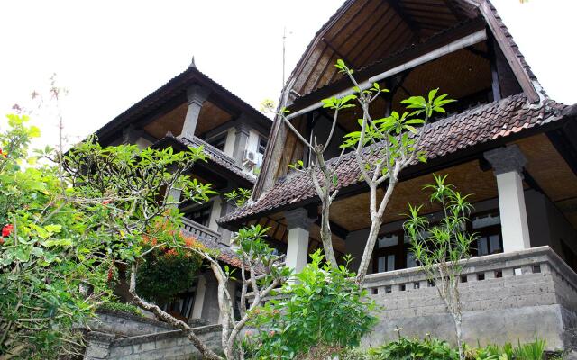 Pande Permai Bungalows