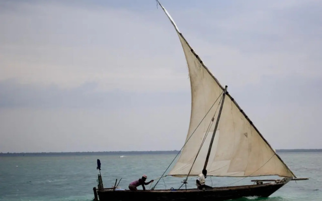 Samaki Lodge