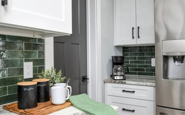 Lincolnville Nook