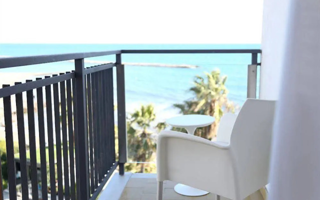 Hotel Caravelle