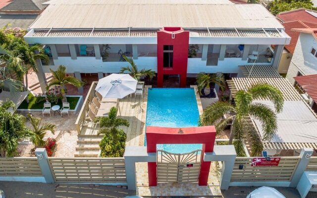 Quiet Cozy Central Close to the Beach Pool