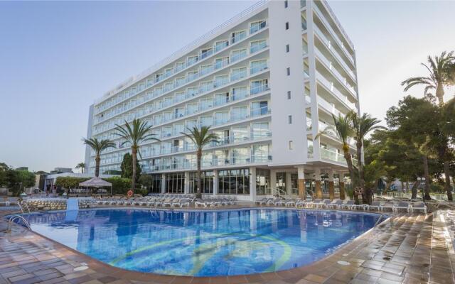 Sirenis Hotel Tres Carabelas & SPA
