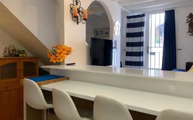 Piso Duplex En Puerto Deportivo, Wifi Y Ac Gaudy