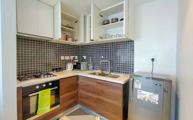 Lux Suites Astoria Apartments Lavington