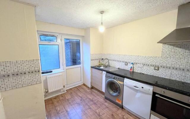 4-bed House in South London