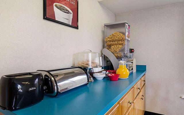 Econo Lodge Richmond