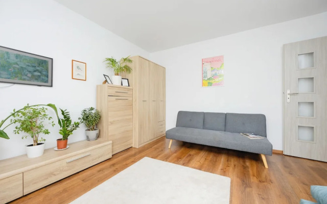 Apartment Business Center by Renters