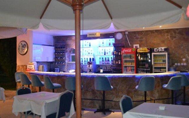 MAVi HOTEL