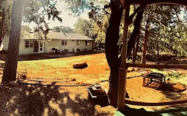Beautiful Home with Red Rock View