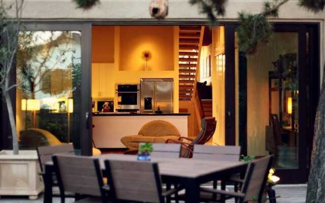 Bay View Modern