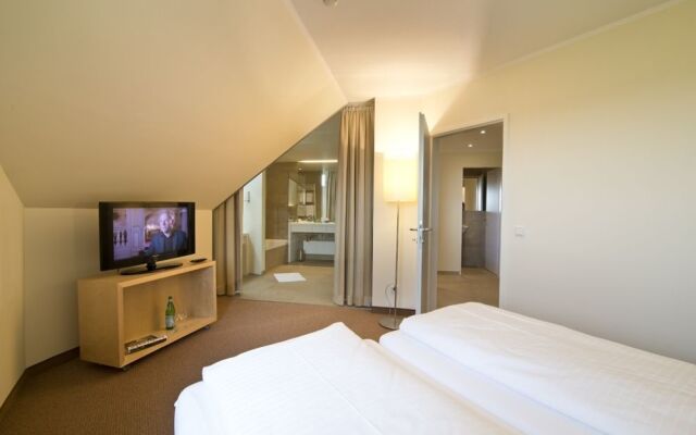 Quality Point Hotel