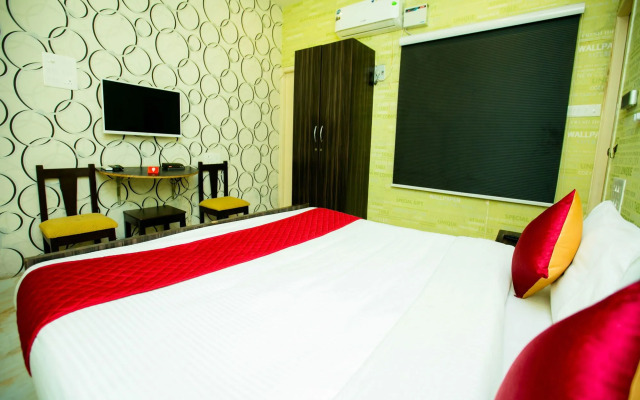 The ECR Grand Residency by OYO Rooms