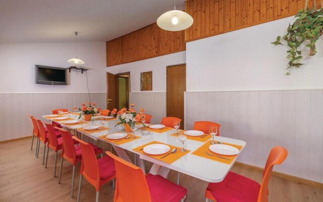 Stunning Home in Pula With Wifi and 7 Bedrooms