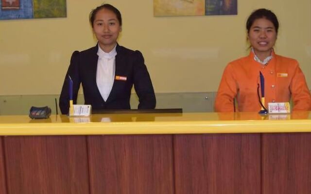 Home Inn Lijiang Fuhui Road