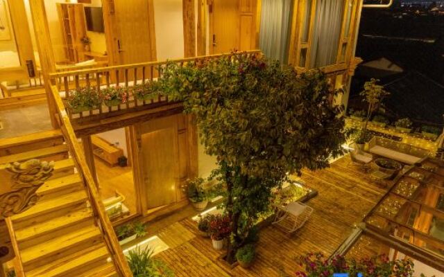 Zen Holiday Inn (Lijiang Ancient City Sifang Street)