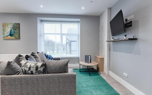 Murray Nest #2 - TV in Every Bedroom!