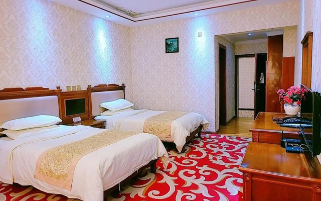 Tingri Baiba Hotel (Everest Avenue)