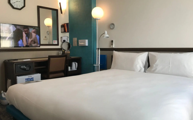 Toyoko Inn Marseille Saint Charles