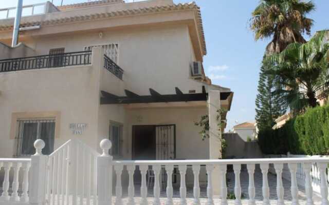 Playa Flamenca Townhouse With Communal Pool Pf2