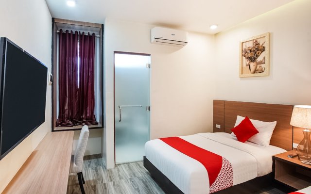 Casa Mia Hotel Suites by OYO Rooms