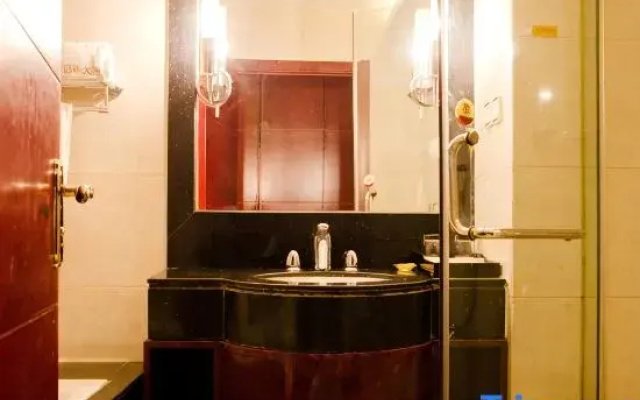 Jiu Long International Hotel