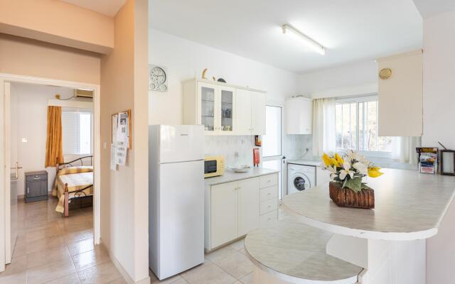 Villa Lela Pente Large Private Pool Walk to Beach A C Wifi Car Not Required Eco-friendly - 2167