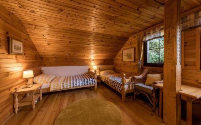 Hill Home Rucman