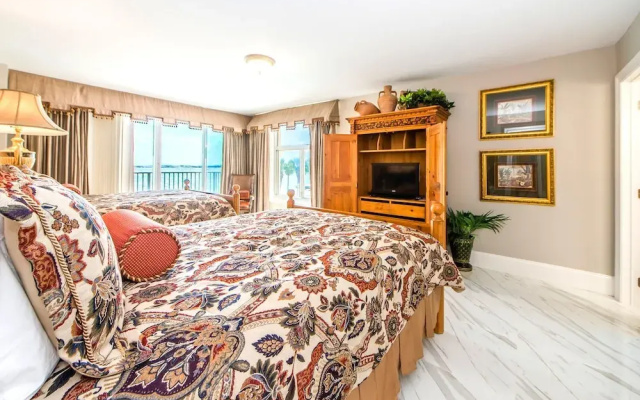 Waterview Towers 202