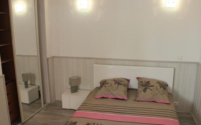 Riviera Immo Partner - Jardin Sur Le Port