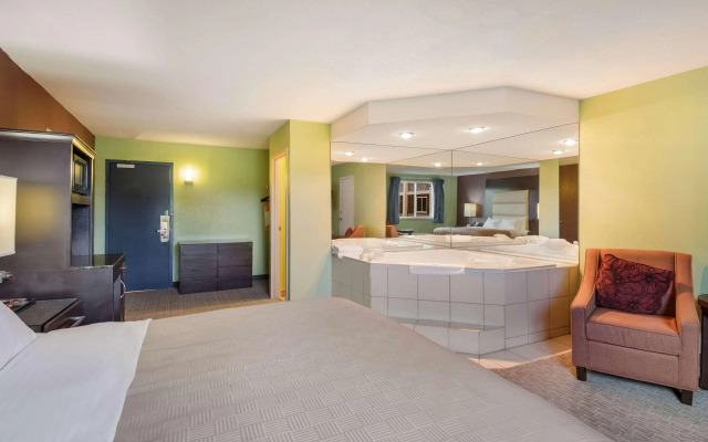 Econo Lodge Hurley-Ironwood