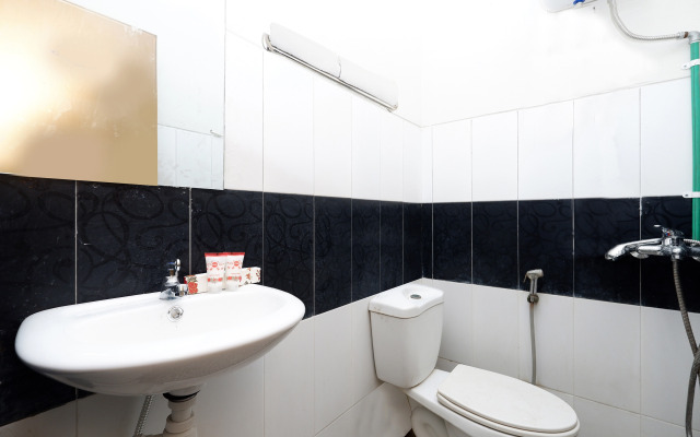 Hotel O Palebon Residence