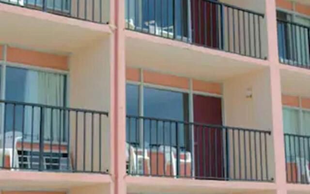 Oasis Hotel