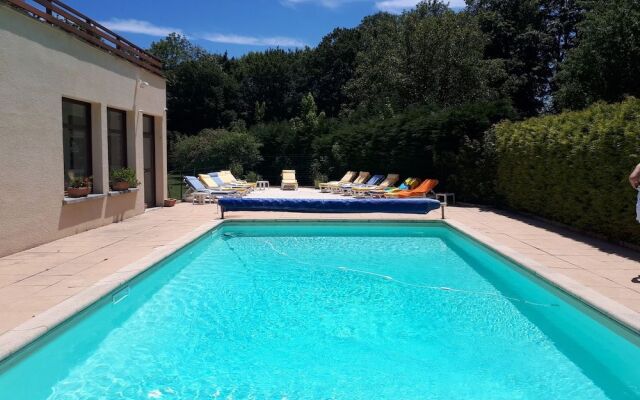 Hôtel Restaurant Le Mont Brouilly