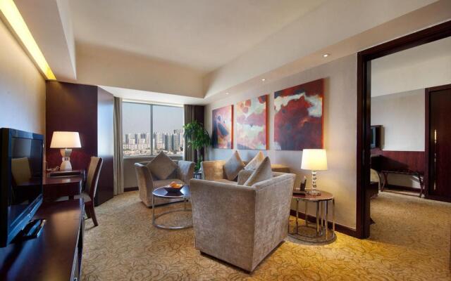 Days Hotel & Suites Xinxing Xian