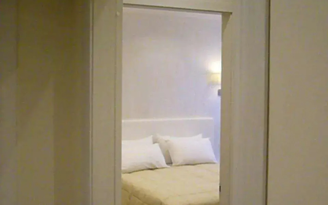 Grignetti Bed BB