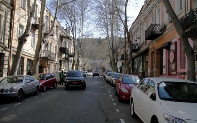 Sololaki 7 Guest House