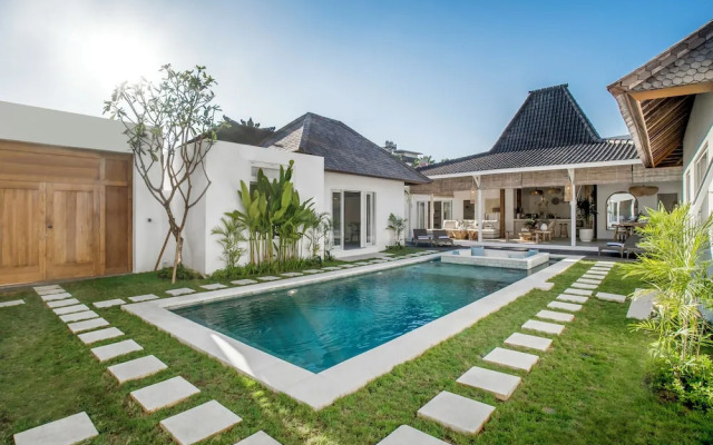 Villa Passion by Alfred in Bali