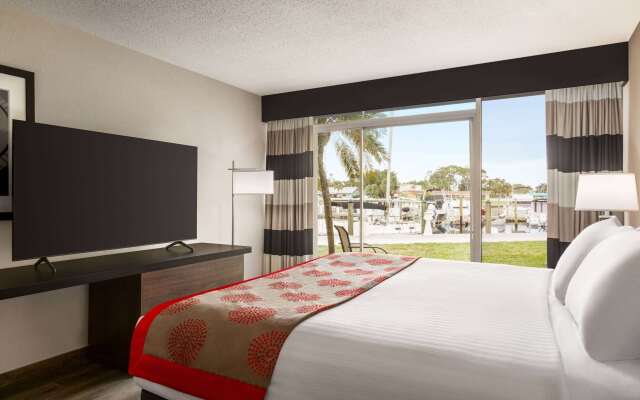 Ramada by Wyndham Sarasota Waterfront