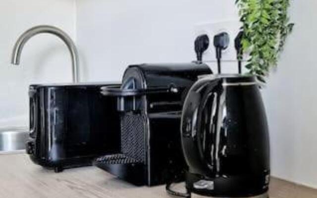 #New#Terrasse Sud Ouest#Pied De La Cité #1