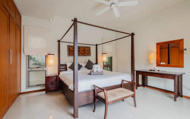 Ivory Pool Villa in Nai Harn Villa