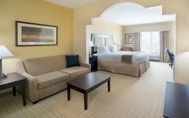 Holiday Inn Express & Suites Georgetown by IHG