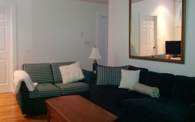 The Guest House at Eugenia Falls