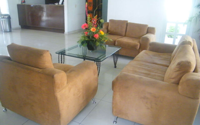 Hotel Las Palomas Tepic Express