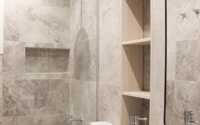 Hestia at Pellegrini 27