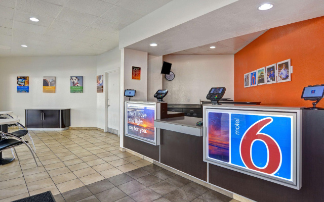 Motel 6 Destin, FL