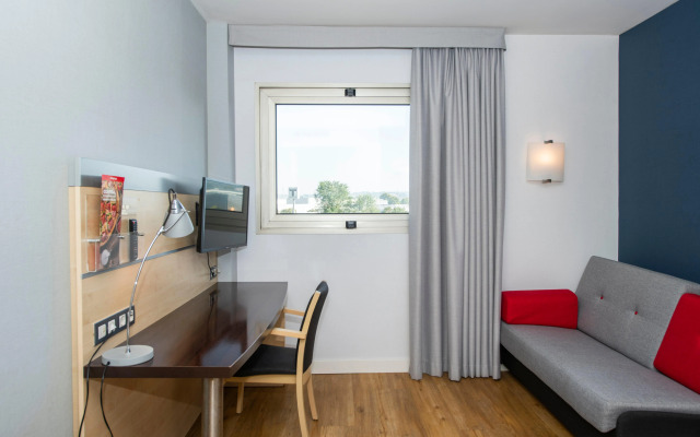 Holiday Inn Express Barcelona-Montmeló by IHG